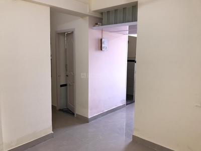 Gallery Cover Image of 300 Sq.ft 1 RK Apartment for rent in Piramal Mahalaxmi, Lower Parel for 19000