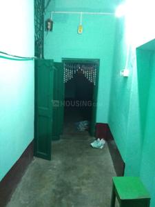 Gallery Cover Image of 700 Sq.ft 2 BHK Independent Floor for rent in Paikpara for 7000