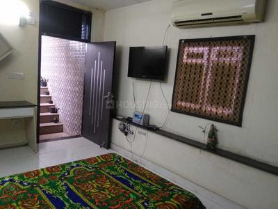 Bedroom Image of Royal PG in Sector 17
