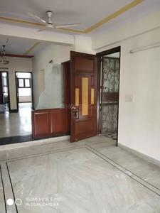 Gallery Cover Image of 2400 Sq.ft 3 BHK Independent Floor for rent in Sector 34 for 24000