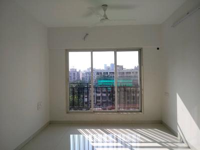 Gallery Cover Image of 650 Sq.ft 1 BHK Apartment for buy in Kandivali West for 10000000
