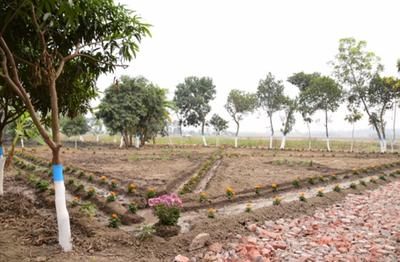 Gallery Cover Image of Sq.ft Residential Plot for buy in Barrackpore for 570000