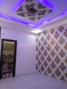 Gallery Cover Image of 1250 Sq.ft 3 BHK Independent Floor for buy in Govindpuram for 2650000
