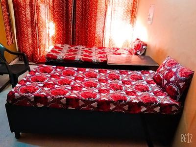 Bedroom Image of Dheeraj PG in Sector 15