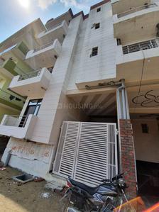 Gallery Cover Image of 980 Sq.ft 2 BHK Independent Floor for buy in Sector 31 for 2564569