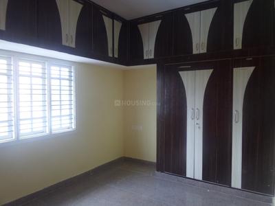 5+ BHK Independent House