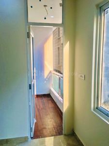 Gallery Cover Image of 1100 Sq.ft 2 BHK Independent Floor for buy in Plot Sector 39, Sector 39 for 5500000