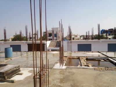 Gallery Cover Image of 1000 Sq.ft 2 BHK Apartment for buy in Moula Ali for 5100000