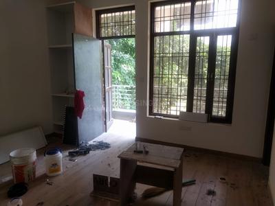 Gallery Cover Image of 1350 Sq.ft 3 BHK Apartment for buy in Sector 15 for 6800000