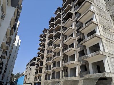 Gallery Cover Image of 1590 Sq.ft 3 BHK Apartment for buy in Bolarum for 5800000