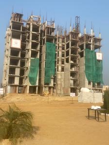 Gallery Cover Image of 1080 Sq.ft 2 BHK Apartment for buy in Sahu City, Arjunganj for 3100000
