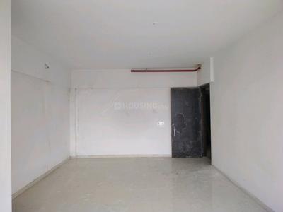 Gallery Cover Image of 866 Sq.ft 2 BHK Apartment for buy in Malad West for 16900000