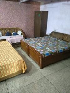 Gallery Cover Image of 13000 Sq.ft 10 BHK Independent House for buy in Idgah Colony for 70000000