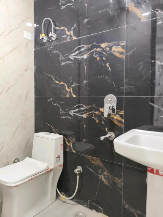 Venice County - Image 8