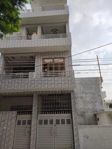 Gallery Cover Image of 3600 Sq.ft 7 BHK Independent Floor for buy in Aurangabad Khalsa for 9000000