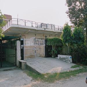 Gallery Cover Image of 3000 Sq.ft 4 BHK Independent House for buy in Rajendra Nagar for 26000000