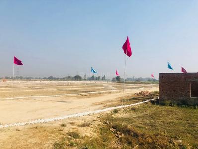 Gallery Cover Image of Sq.ft Residential Plot for buy in Krishna Nagar for 200000