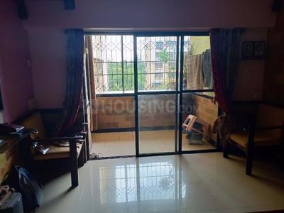 Gallery Cover Image of 640 Sq.ft 1 BHK Apartment for buy in Thane West for 7200000