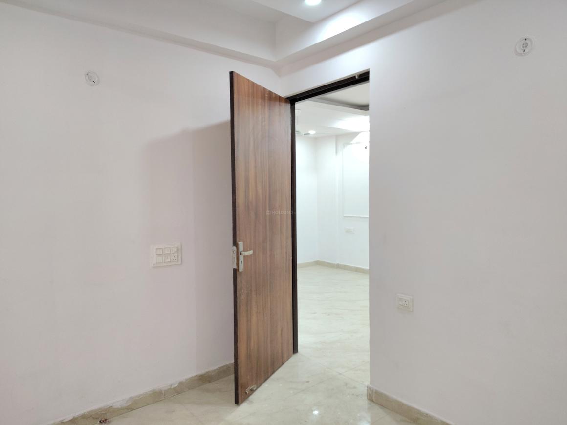 The Ultima 107 - Image 8