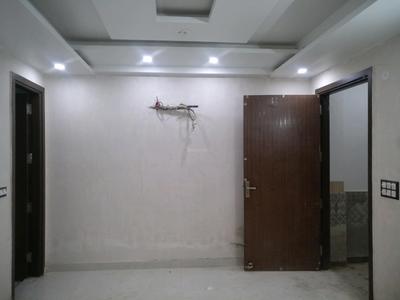 Gallery Cover Image of 650 Sq.ft 2 BHK Apartment for buy in Mahavir Enclave for 3800000