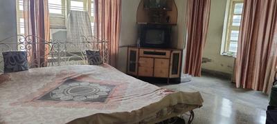 8400 Sq.ft Residential Plot for Sale in Nungambakkam, Chennai