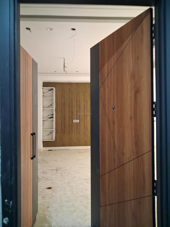 The Ultima 107 - Image 21