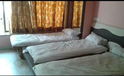 Bedroom Image of Diwakar PG in Sheikh Sarai