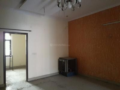 Gallery Cover Image of 1377 Sq.ft 3 BHK Independent Floor for buy in Sector 49 for 4700000