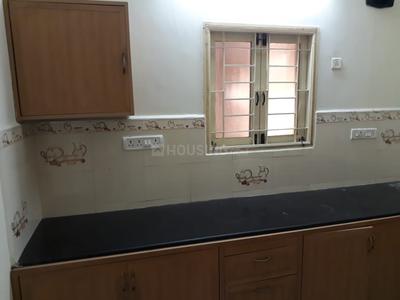 Gallery Cover Image of 800 Sq.ft 2 BHK Apartment for buy in Korattur for 3500000
