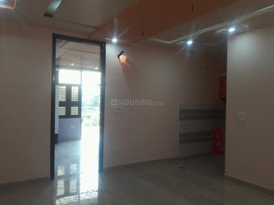 Gallery Cover Image of 1100 Sq.ft 2 BHK Apartment for buy in Shastri Nagar for 2300000