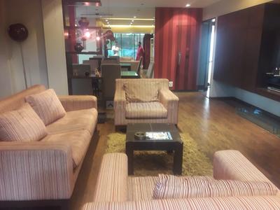 Gallery Cover Image of 1200 Sq.ft 2 BHK Apartment for rent in Koregaon Park for 32000