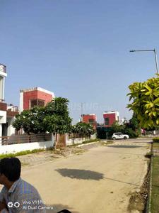 Gallery Cover Image of 2152 Sq.ft 2 BHK Independent Floor for buy in Golf City for 9998192