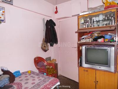Gallery Cover Image of 405 Sq.ft 1 RK Apartment for buy in Dharavi for 1500000
