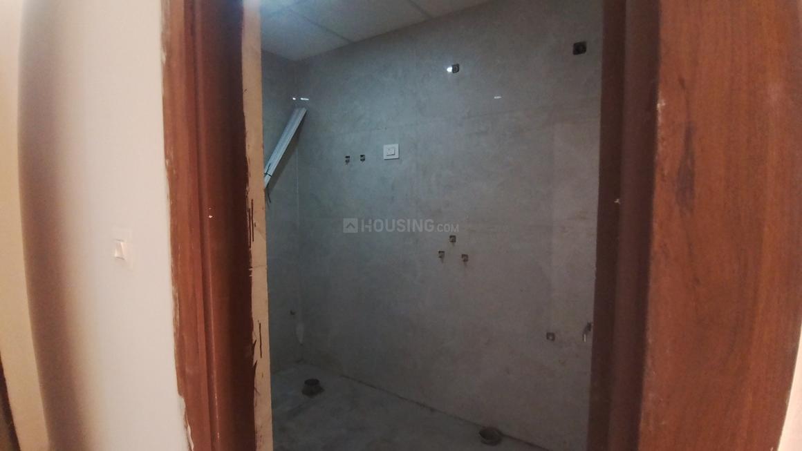 Vyam Metro Apartments - Image 7