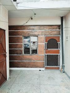 Gallery Cover Image of 665 Sq.ft 2 BHK Independent Floor for rent in Sector 8 Rohini for 15000