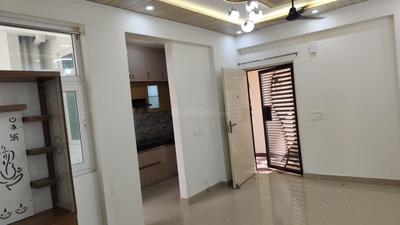 BHK Flat for rent in Raj Nagar Extension, 602 Sqft Property