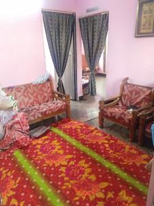 Gallery Cover Image of 900 Sq.ft 2 BHK Independent Floor for buy in Byculla for 15500000