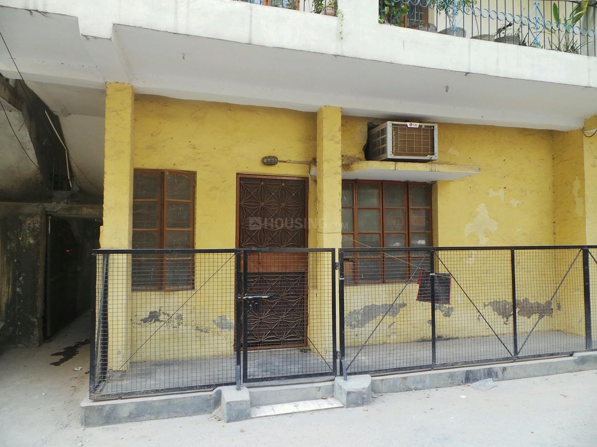 900 Sqft 2 BHK Apartment for sale in DDA LIG Mayur Vihar Phase 3, New