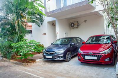 Gallery Cover Image of 3300 Sq.ft 6 BHK Villa for buy in Semmancheri for 25000000