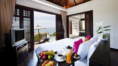 Gallery Cover Image of 2048 Sq.ft 3 BHK Apartment for buy in Vikhroli West for 33900000