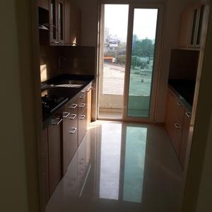 Gallery Cover Image of 850 Sq.ft 2 BHK Apartment for buy in Mulund East for 18100000
