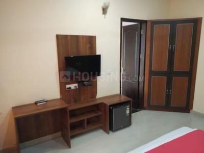 Bedroom Image of Ronit Girls PG in Sector 47