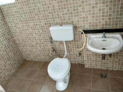 Gallery Cover Image of 2755 Sq.ft 3 BHK Apartment for buy in Vakil Garden City for 23500000