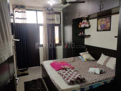 Gallery Cover Image of 550 Sq.ft 1 BHK Independent Floor for buy in Sant Nagar for 3000000