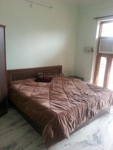 Gallery Cover Image of 3566 Sq.ft 10 BHK Villa for rent in Vrindavan for 60000
