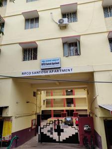 Gallery Cover Image of 1100 Sq.ft 2 BHK Apartment for rent in Rifco Santosh Apartments, Murugeshpalya for 23000