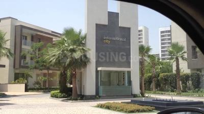 5 BHK Independent House