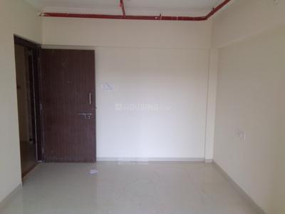Gallery Cover Image of 684 Sq.ft 1 BHK Apartment for buy in Kalyan West for 3800000