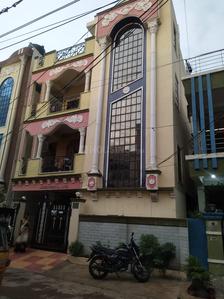 Gallery Cover Image of 2700 Sq.ft 5 BHK Independent House for buy in Balapur for 12500000