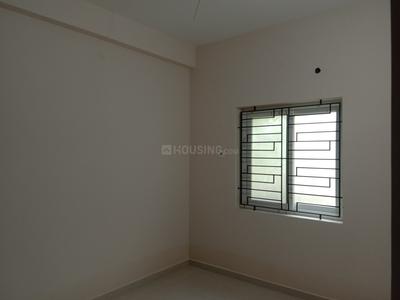 Gallery Cover Image of 600 Sq.ft 2 BHK Independent House for buy in Tiruvallur for 2500000